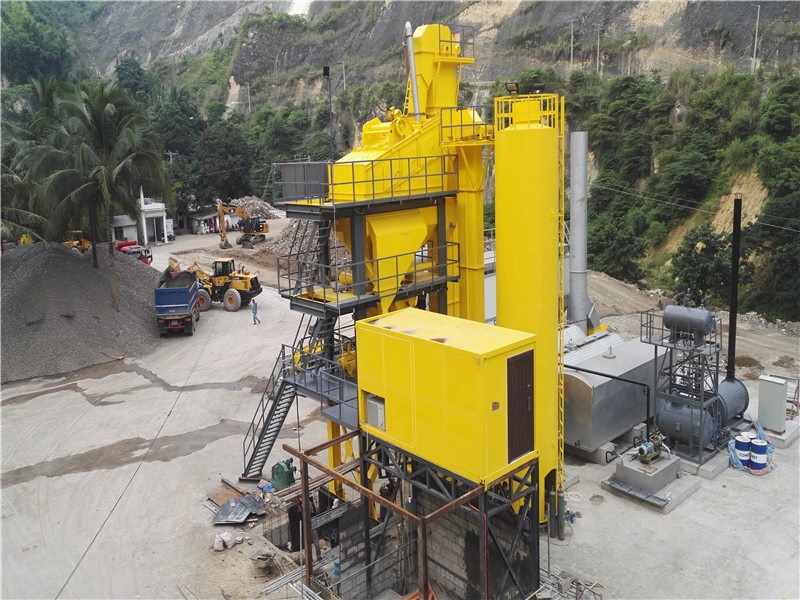 LB1000 asphalt mixing plant installed in Philippine