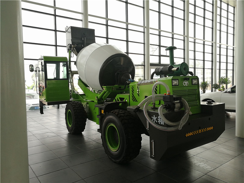 self loading concrete mixer