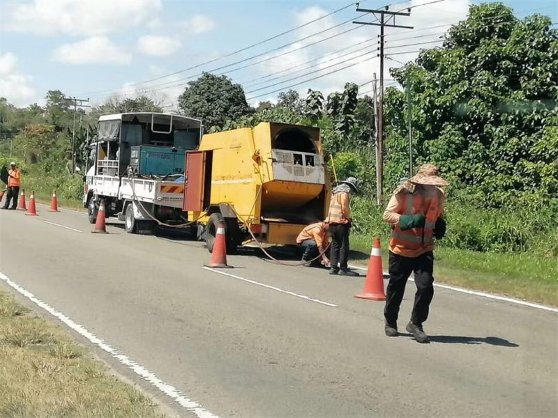 Mobile asphalt plant